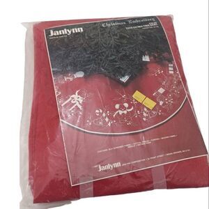 Janlynn Christmas Embroidery‎ Kit Toys on Red Tree Skirt 39-52 Vintage 1987